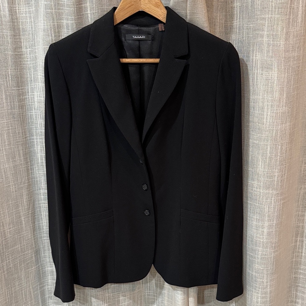 Tahari Classic Black Women's Blazer